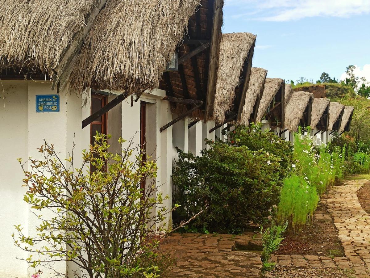 La Chaumiere Ampefy Hotel Luaran gambar