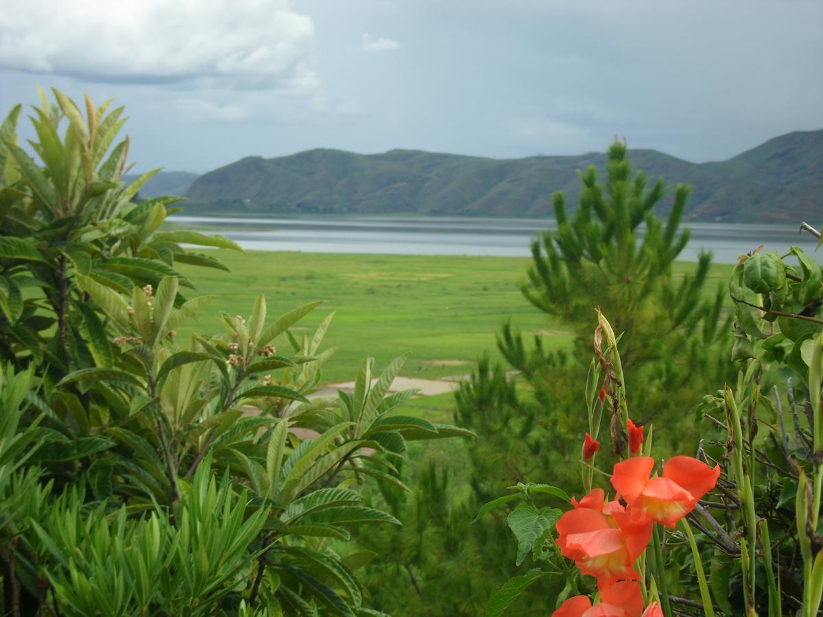 La Chaumiere Ampefy Hotel Luaran gambar